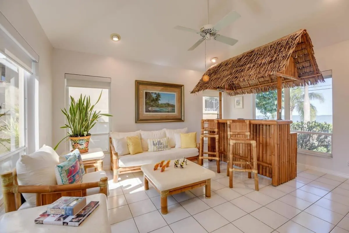 Haven House By Brightwild - Luxury Waterfront Villa Key West